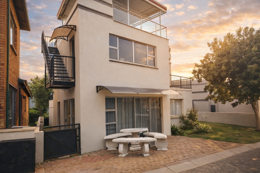 4 Bedroom Property for Sale in Misty Bay Gauteng
