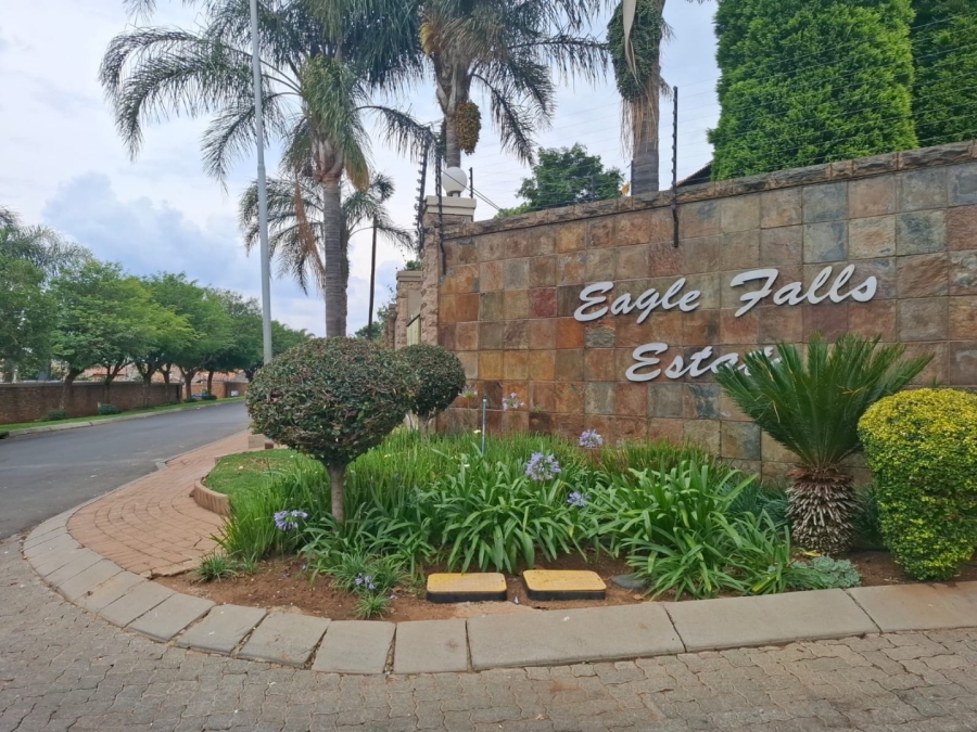  Bedroom Property for Sale in Amorosa Gauteng