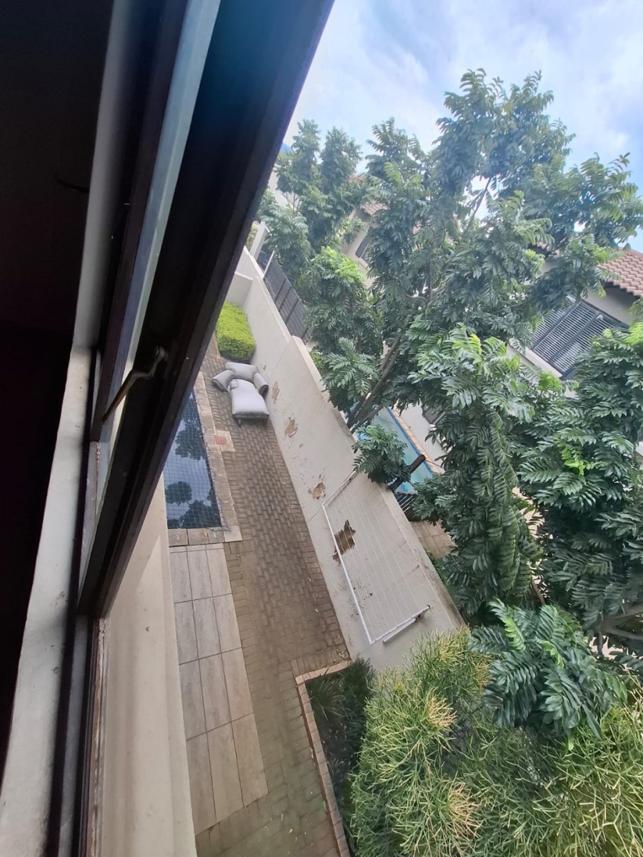  Bedroom Property for Sale in Amorosa Gauteng