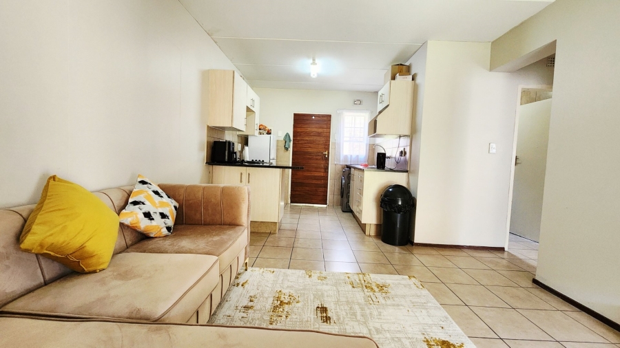 2 Bedroom Property for Sale in Noordwyk Gauteng