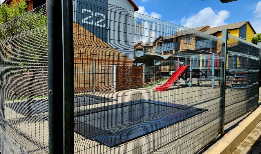 2 Bedroom Property for Sale in Noordwyk Gauteng