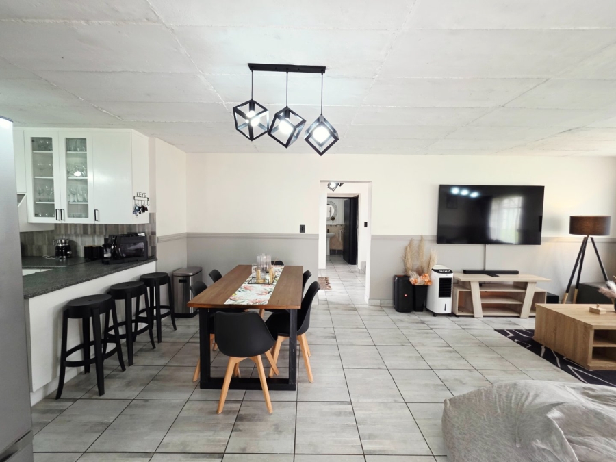 4 Bedroom Property for Sale in Equestria Gauteng