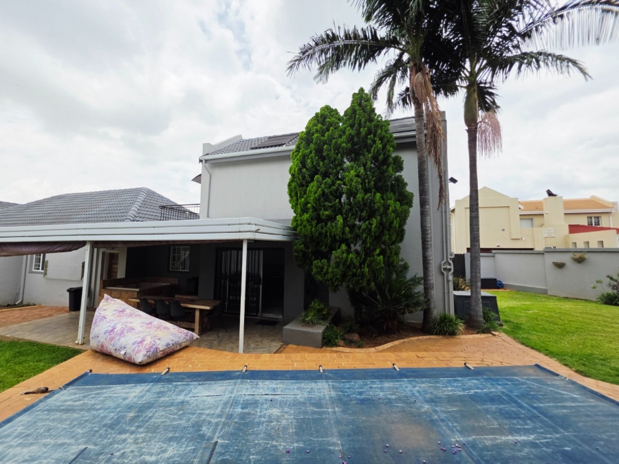 4 Bedroom Property for Sale in Equestria Gauteng