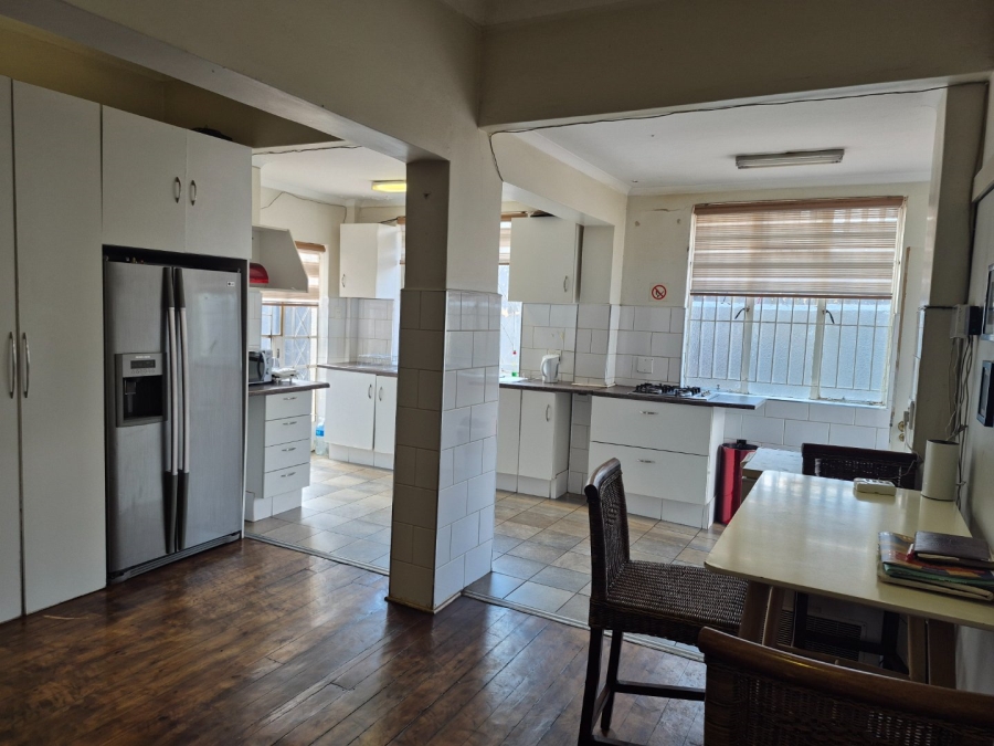 8 Bedroom Property for Sale in Brixton Gauteng