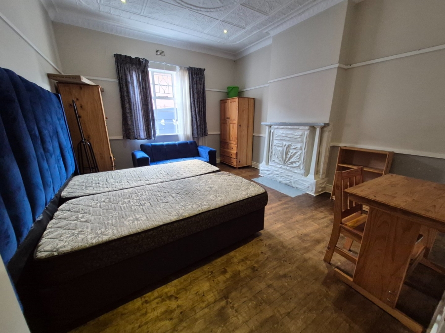 8 Bedroom Property for Sale in Brixton Gauteng