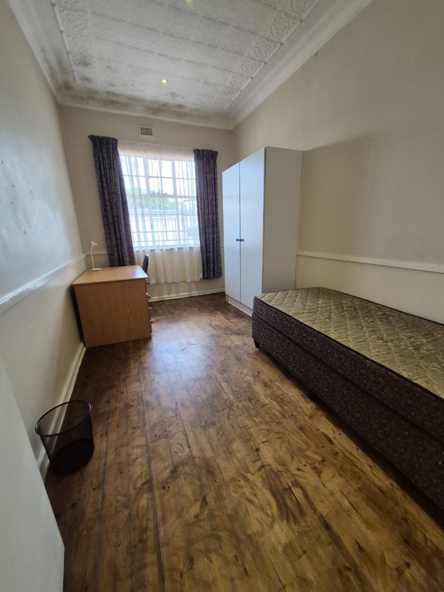 8 Bedroom Property for Sale in Brixton Gauteng