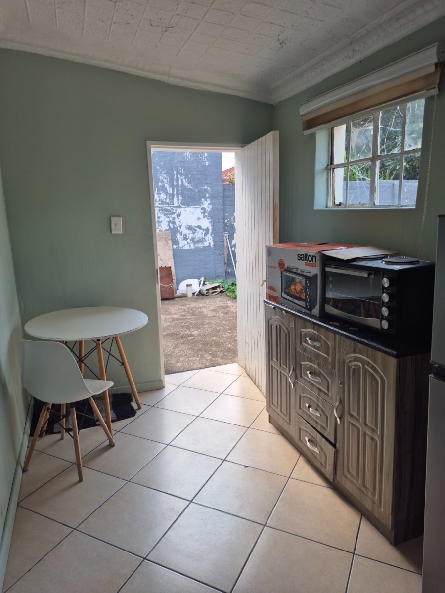 8 Bedroom Property for Sale in Brixton Gauteng