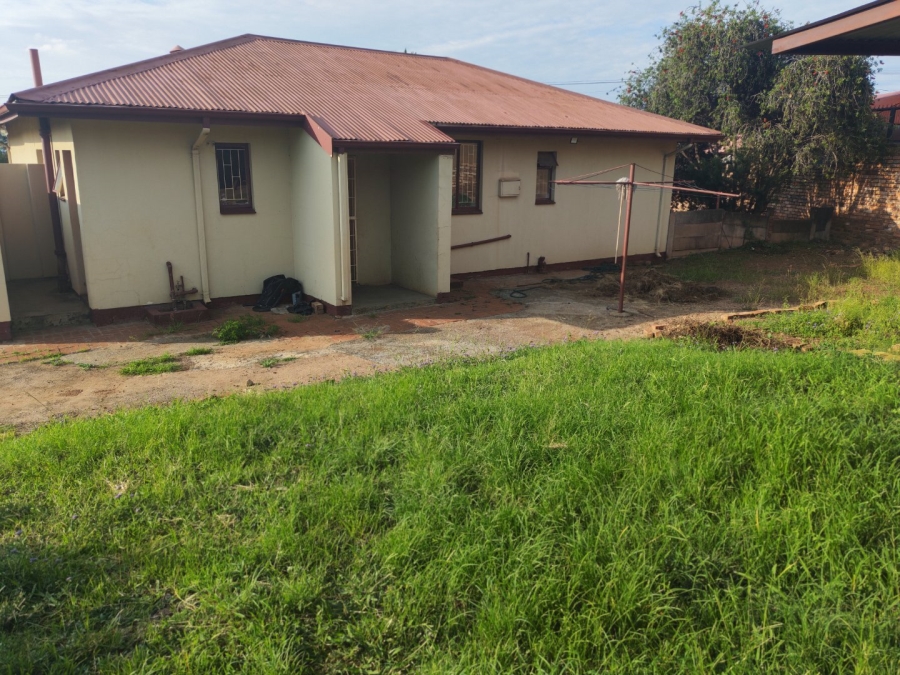 3 Bedroom Property for Sale in Kwaggasrand Gauteng