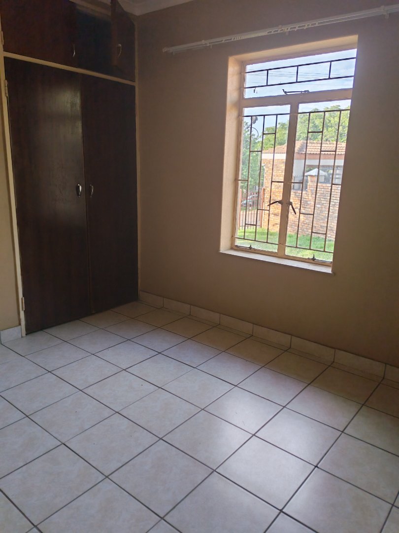3 Bedroom Property for Sale in Kwaggasrand Gauteng