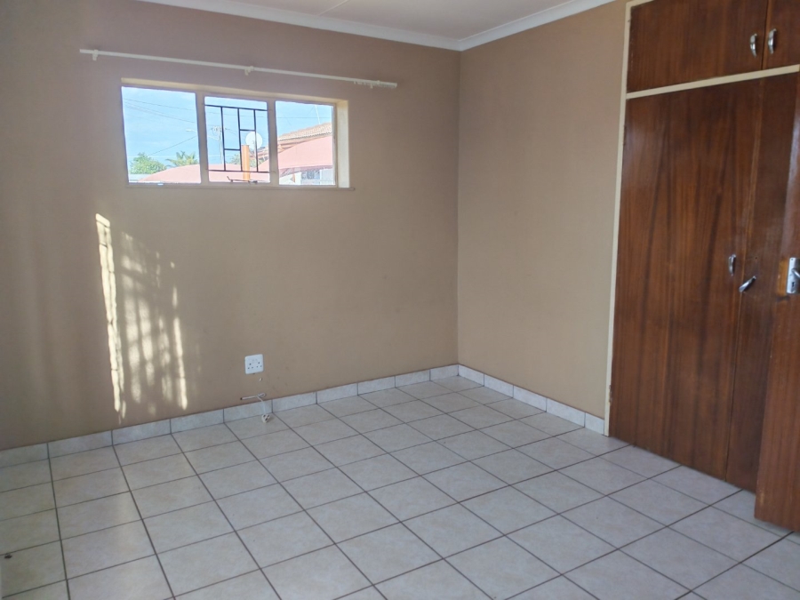 3 Bedroom Property for Sale in Kwaggasrand Gauteng