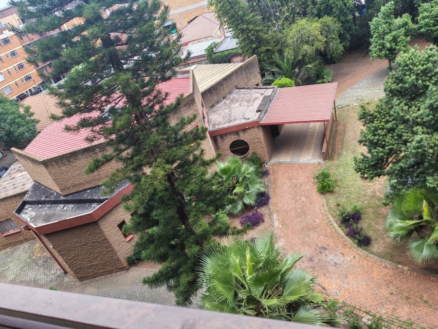2 Bedroom Property for Sale in Pretoria West Gauteng