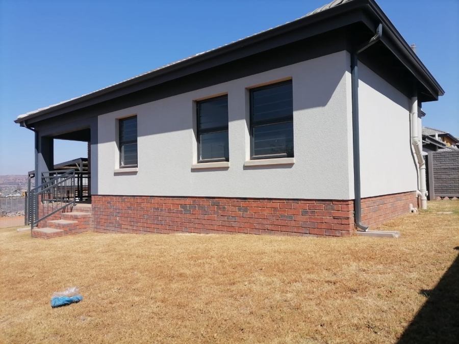 To Let 3 Bedroom Property for Rent in Danville Gauteng