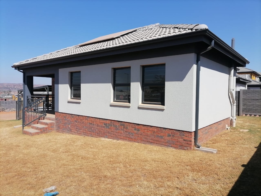 To Let 3 Bedroom Property for Rent in Danville Gauteng