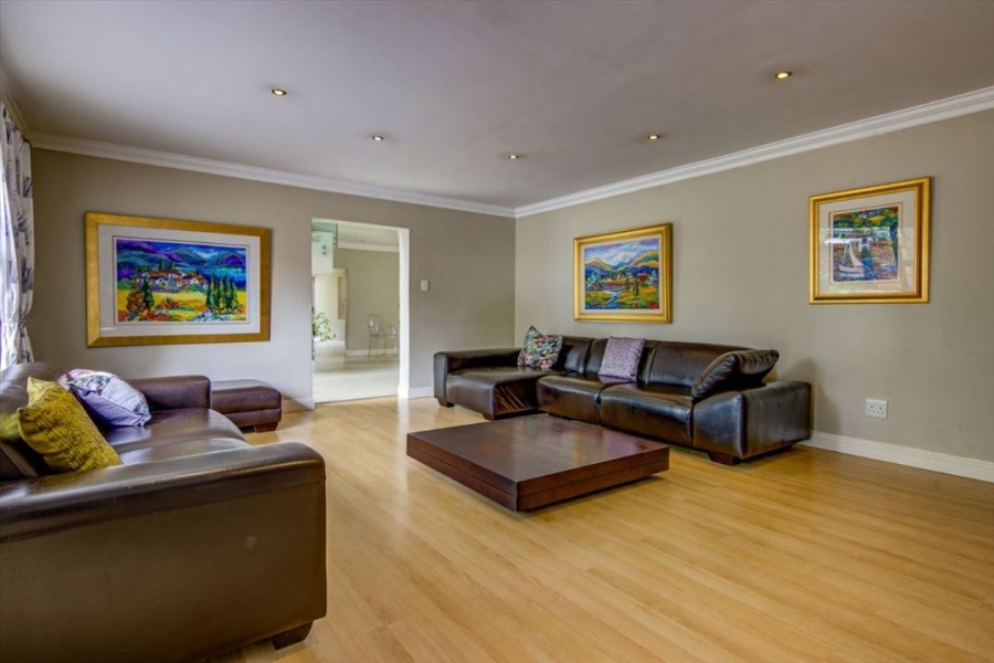 5 Bedroom Property for Sale in Alphen Park Gauteng