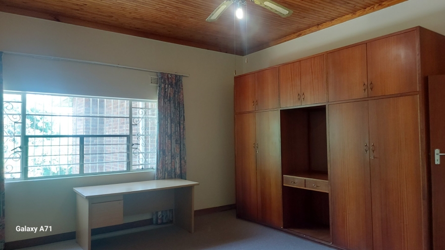 9 Bedroom Property for Sale in Muckleneuk Gauteng