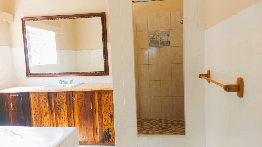 9 Bedroom Property for Sale in Muckleneuk Gauteng