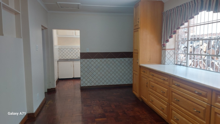 9 Bedroom Property for Sale in Muckleneuk Gauteng