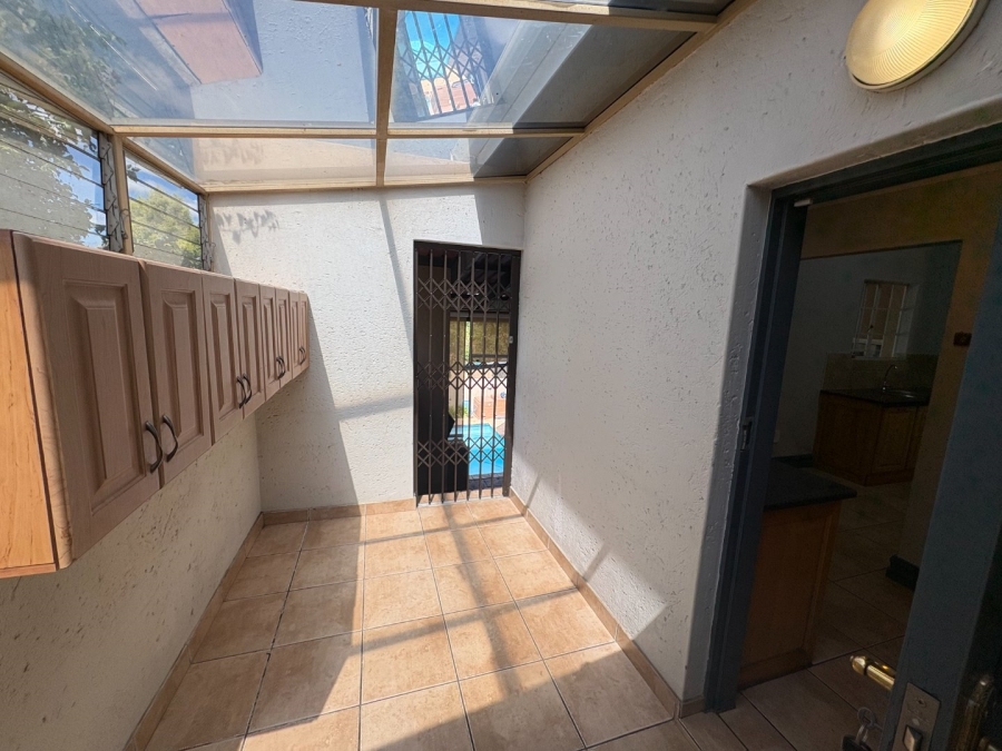 4 Bedroom Property for Sale in Garsfontein Gauteng