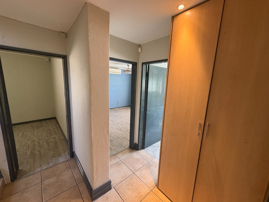 4 Bedroom Property for Sale in Garsfontein Gauteng