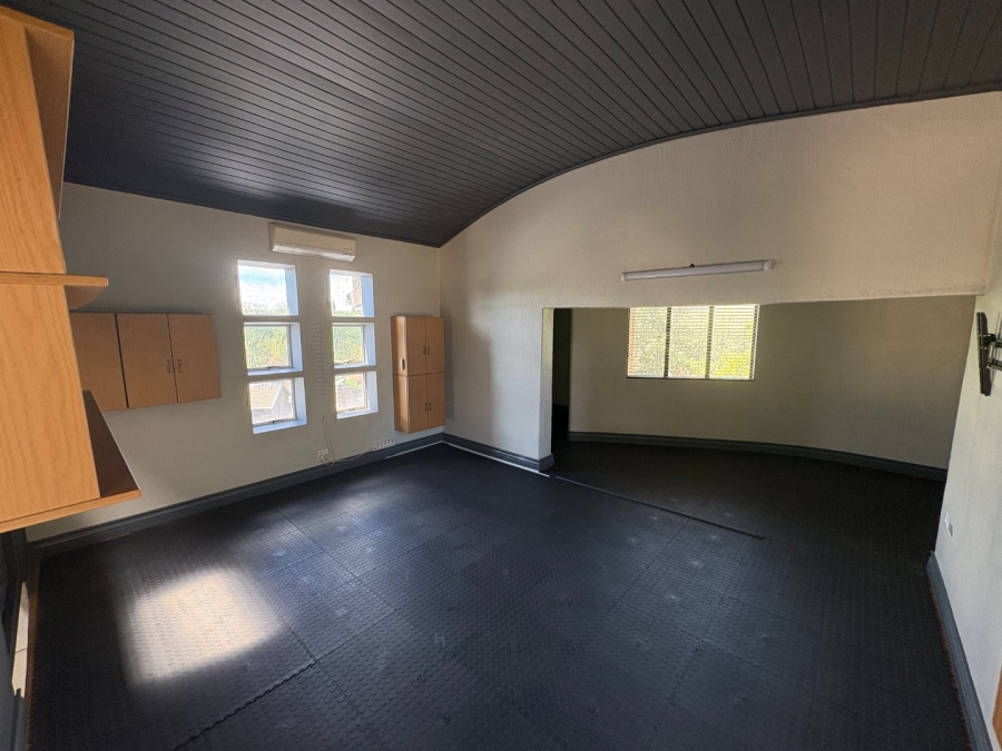 4 Bedroom Property for Sale in Garsfontein Gauteng