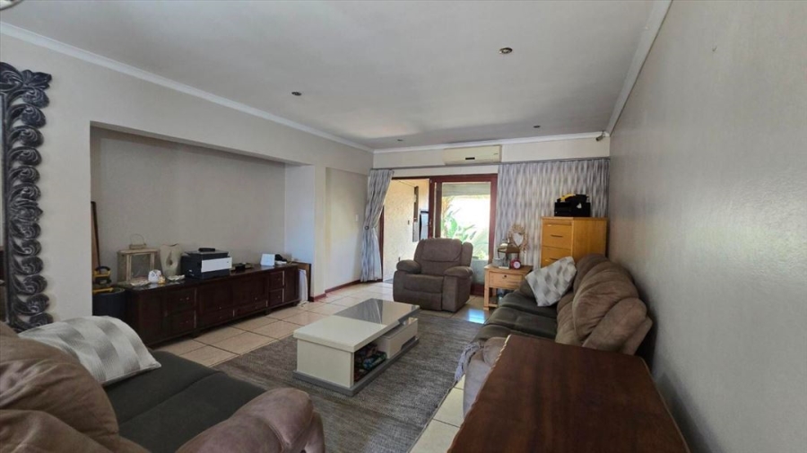 2 Bedroom Property for Sale in Bardene Gauteng
