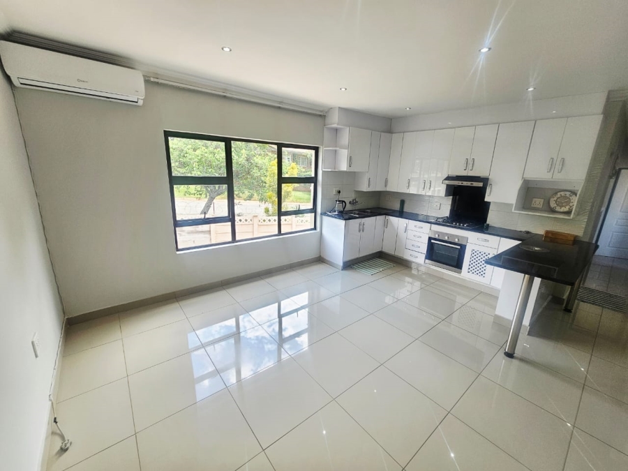 To Let 2 Bedroom Property for Rent in Groenkloof Gauteng