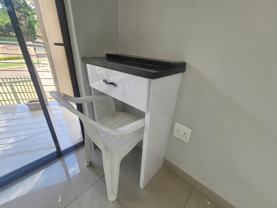 To Let 2 Bedroom Property for Rent in Groenkloof Gauteng