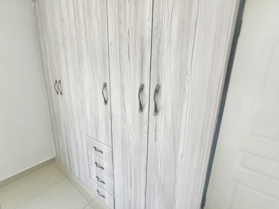 To Let 2 Bedroom Property for Rent in Groenkloof Gauteng