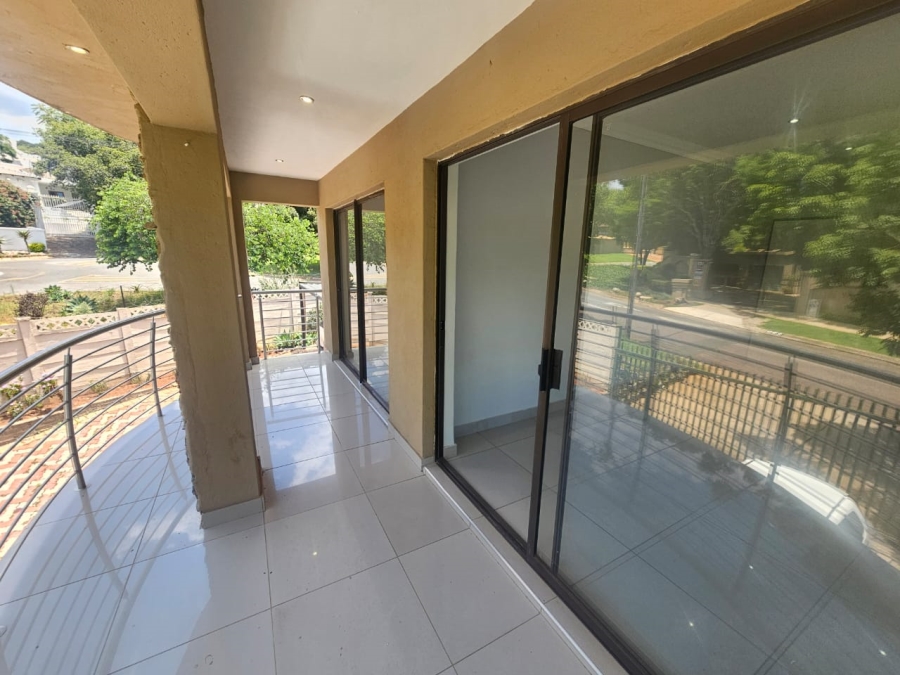 To Let 2 Bedroom Property for Rent in Groenkloof Gauteng