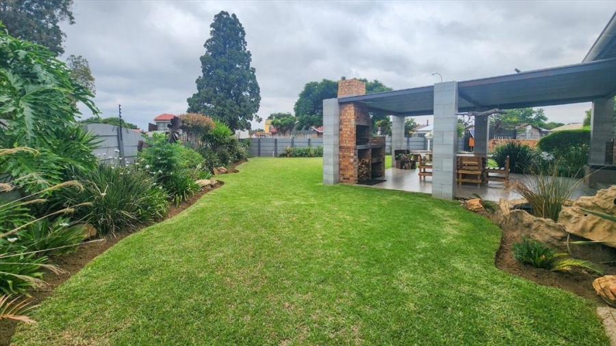 3 Bedroom Property for Sale in Van Dyk Park Gauteng