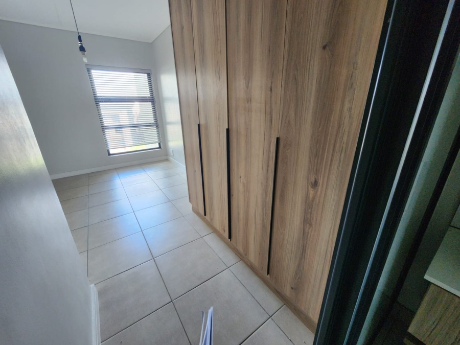 To Let 2 Bedroom Property for Rent in Aspen Hills Gauteng