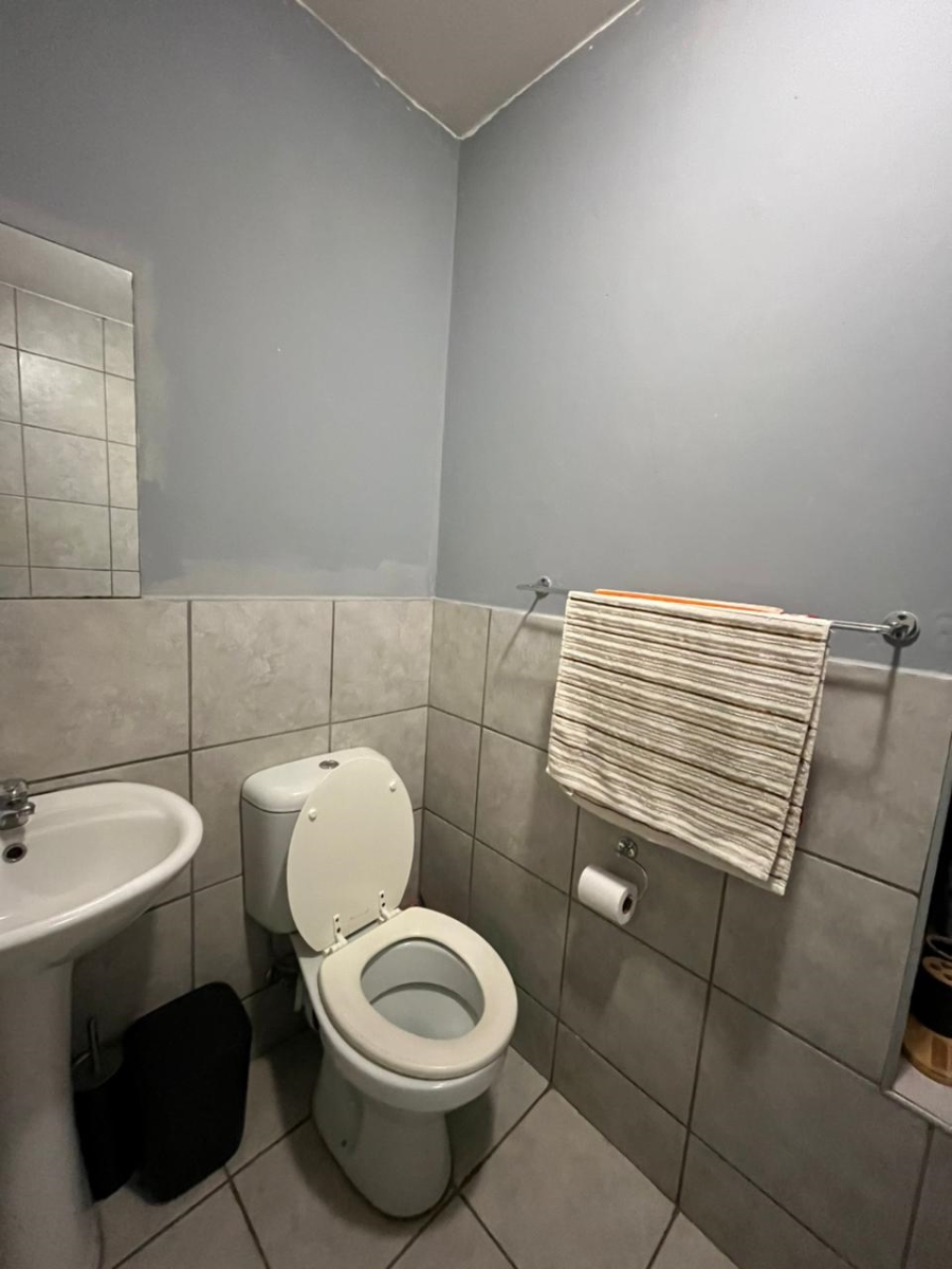 2 Bedroom Property for Sale in Sky City Gauteng