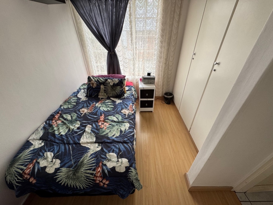 2 Bedroom Property for Sale in Van Riebeeck Park Gauteng