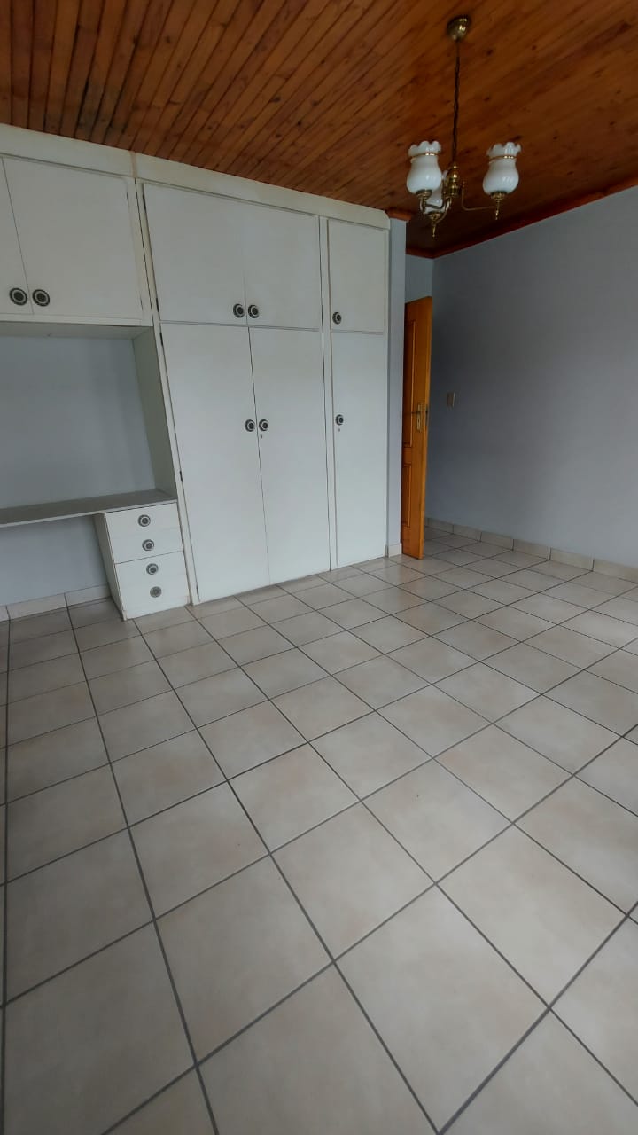  Bedroom Property for Sale in Freeway Park Gauteng