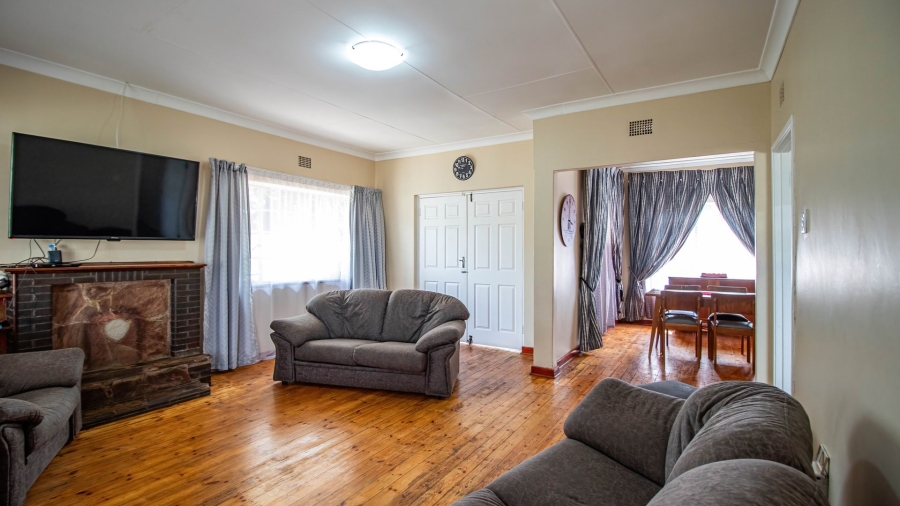 To Let 3 Bedroom Property for Rent in Primrose Gauteng