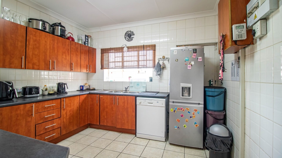 To Let 3 Bedroom Property for Rent in Primrose Gauteng