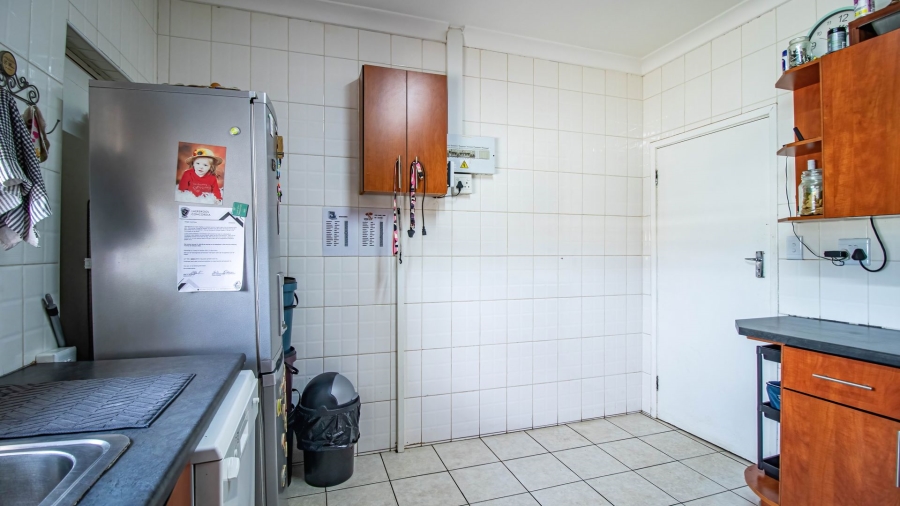 To Let 3 Bedroom Property for Rent in Primrose Gauteng