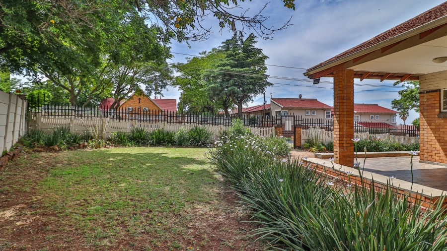 To Let 3 Bedroom Property for Rent in Primrose Gauteng