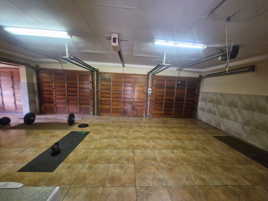 4 Bedroom Property for Sale in Sunward Park Gauteng