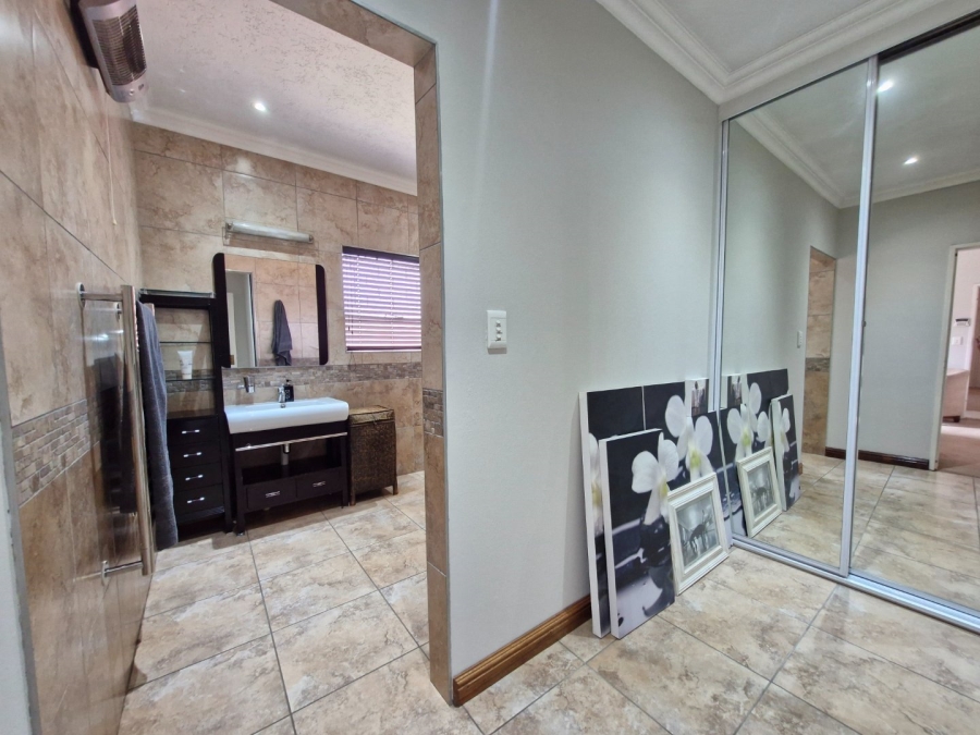 4 Bedroom Property for Sale in Sunward Park Gauteng