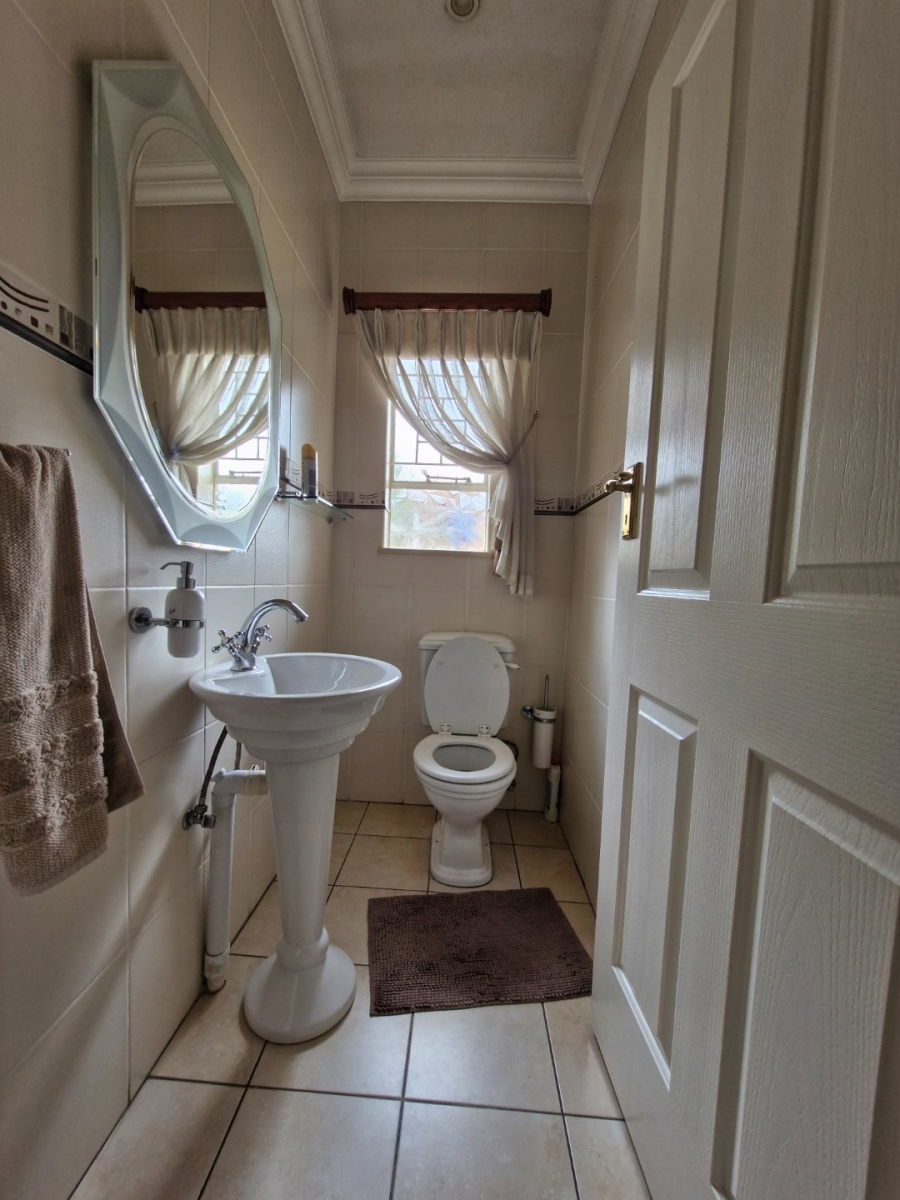 4 Bedroom Property for Sale in Sunward Park Gauteng