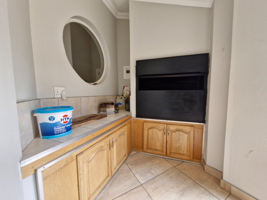 4 Bedroom Property for Sale in Sunward Park Gauteng