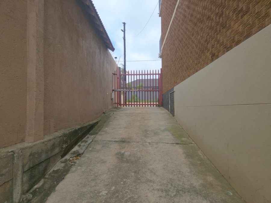 To Let 2 Bedroom Property for Rent in Gerdview Gauteng