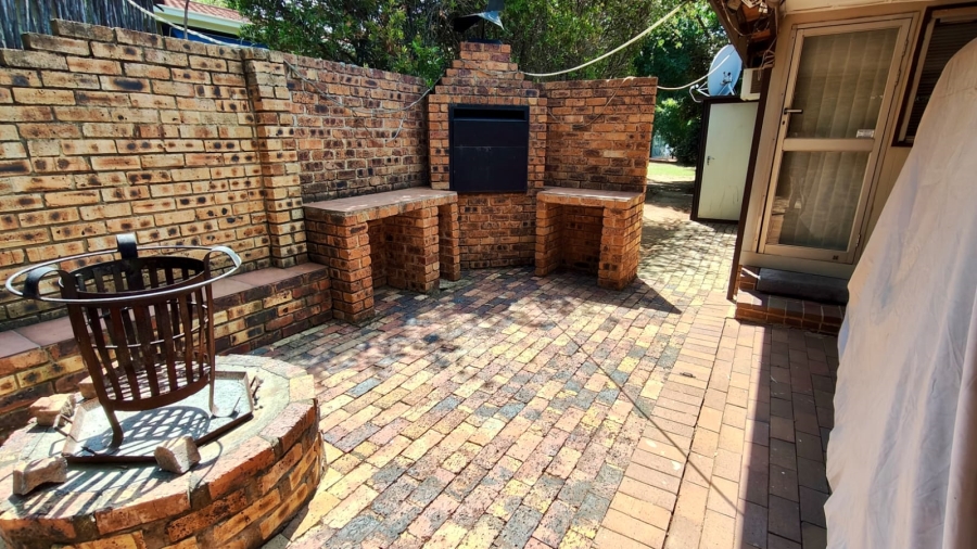 4 Bedroom Property for Sale in Vaal Marina Gauteng