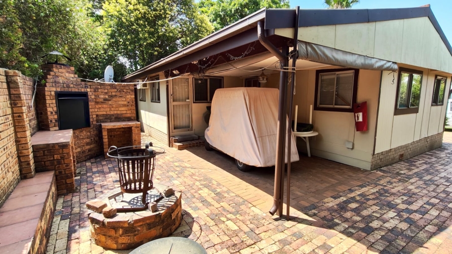 4 Bedroom Property for Sale in Vaal Marina Gauteng