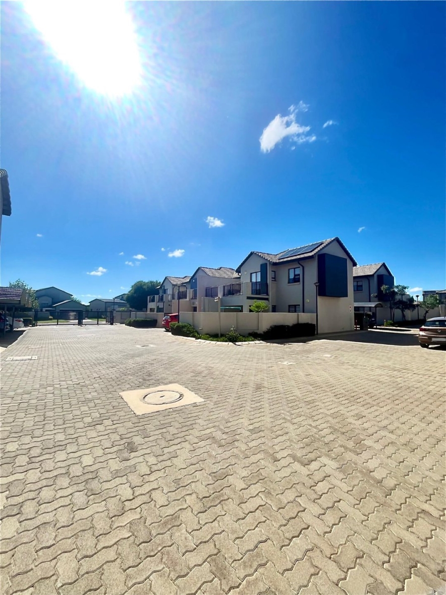 3 Bedroom Property for Sale in Raslouw Gauteng