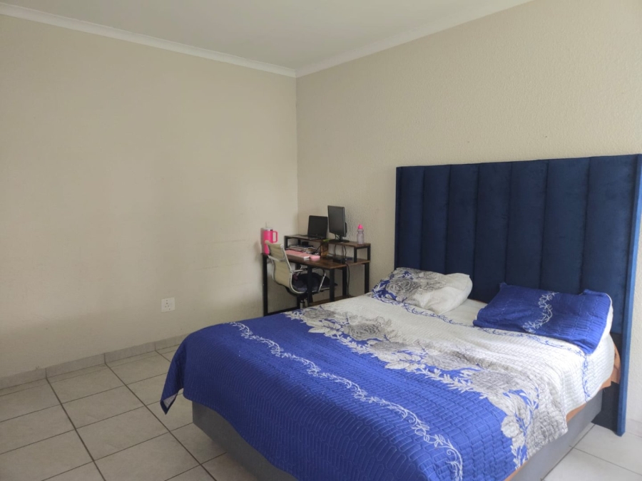 To Let 2 Bedroom Property for Rent in Sunnyridge Gauteng