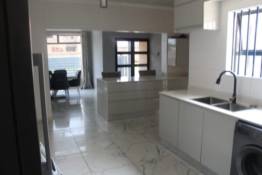 3 Bedroom Property for Sale in Selcourt Gauteng