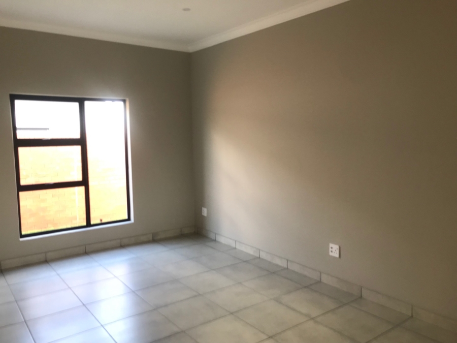 3 Bedroom Property for Sale in Selcourt Gauteng