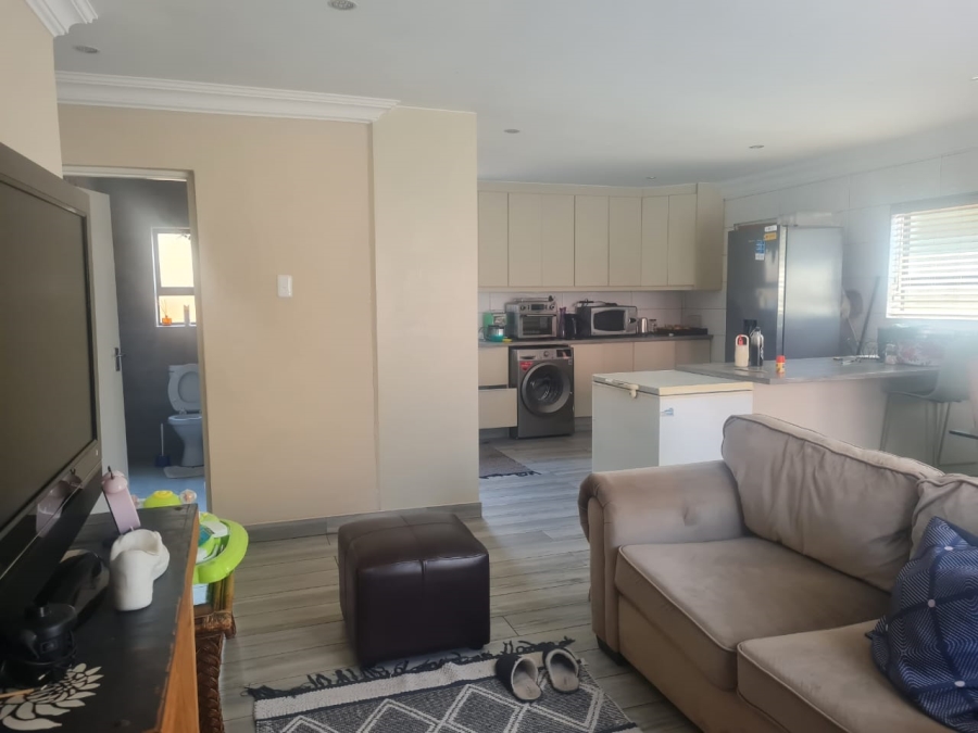 To Let 2 Bedroom Property for Rent in Kibler Park Gauteng